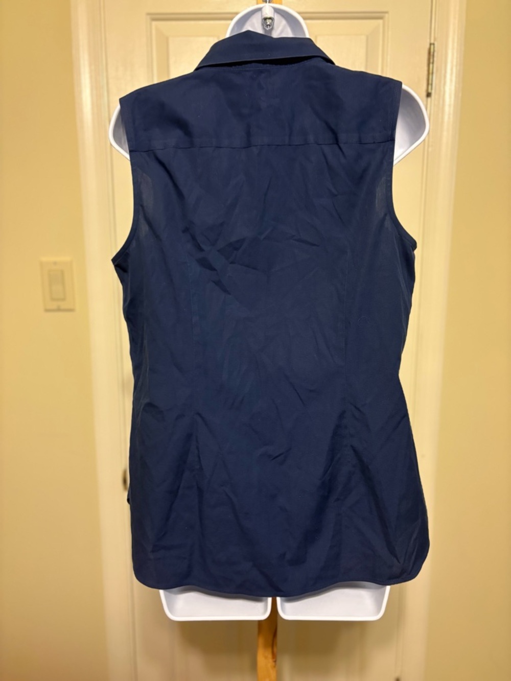 TALBOTS Navy Button-Down Sleeveless Shirt, Size: 10 - Picture 2 of 8